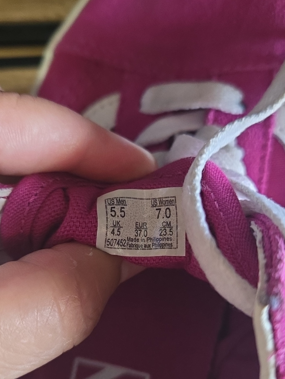 Vans - Picture 6 of 7
